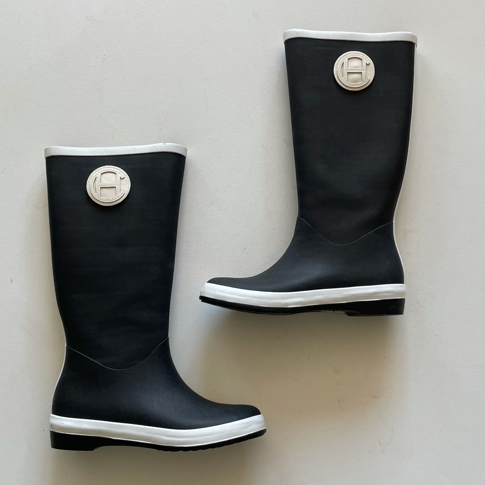 Cole Haan Air Devyn rain boots size 7 - Picture 2 of 9